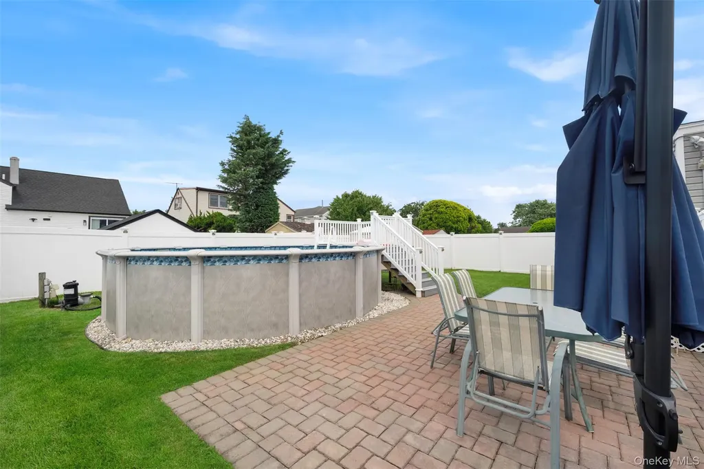 40 Martha Street Freeport NY 11520