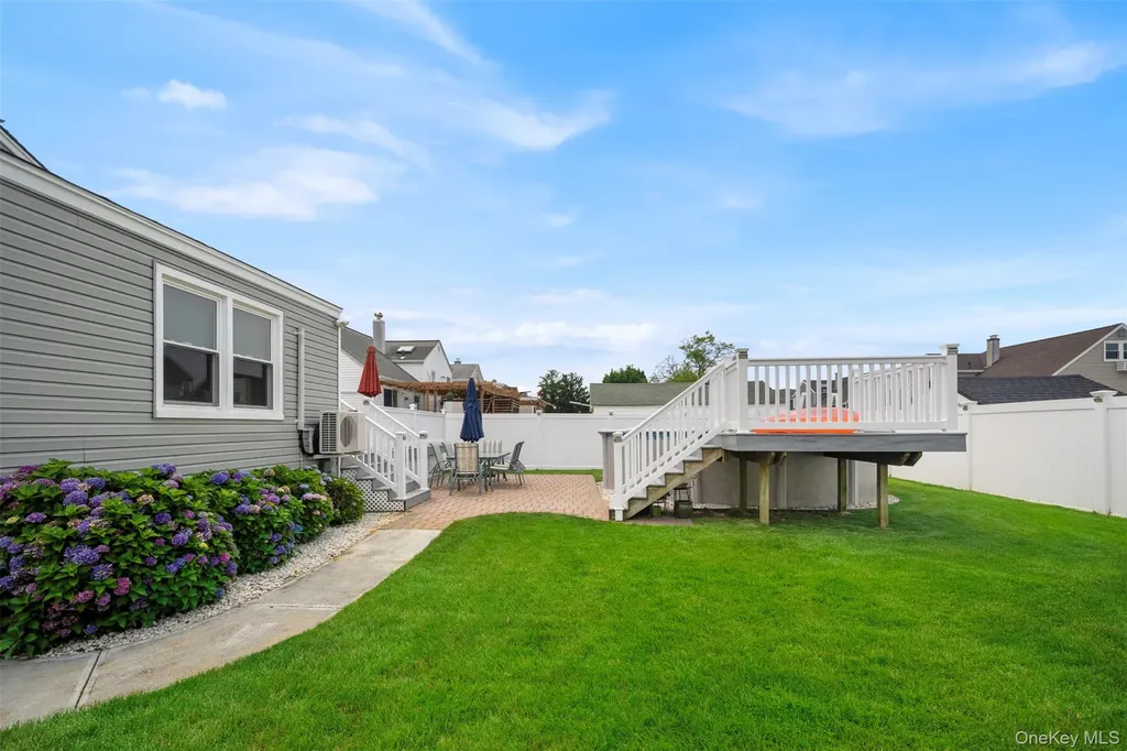 40 Martha Street Freeport NY 11520