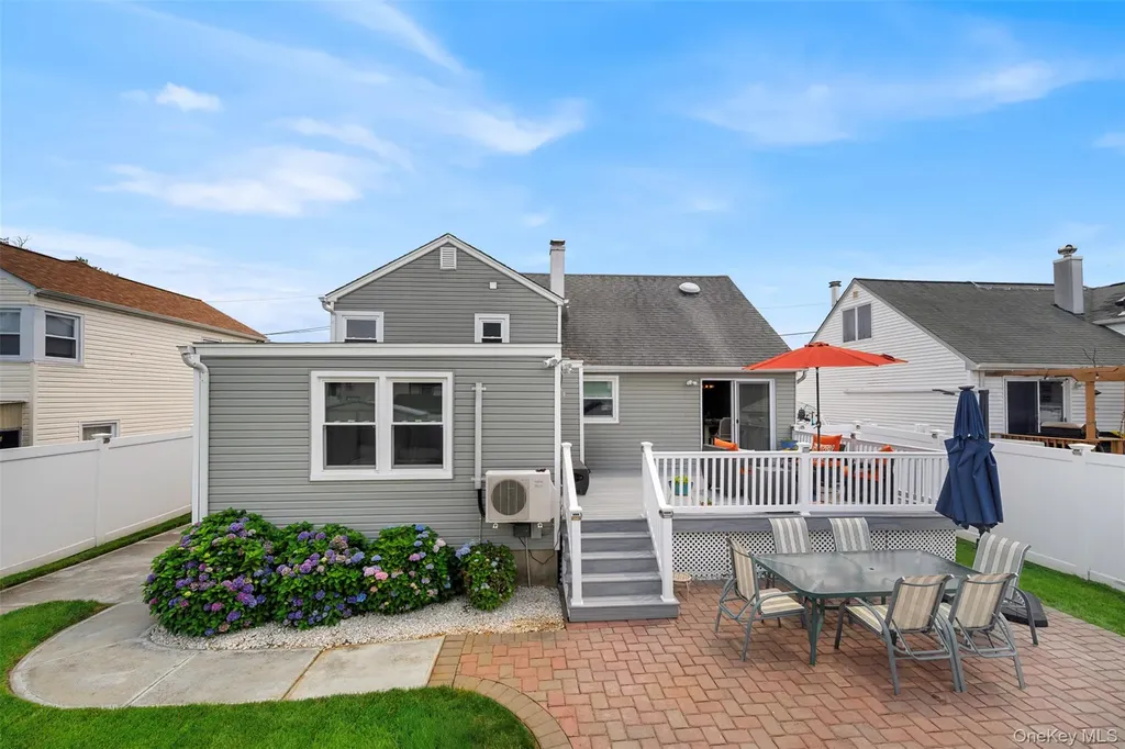 40 Martha Street Freeport NY 11520