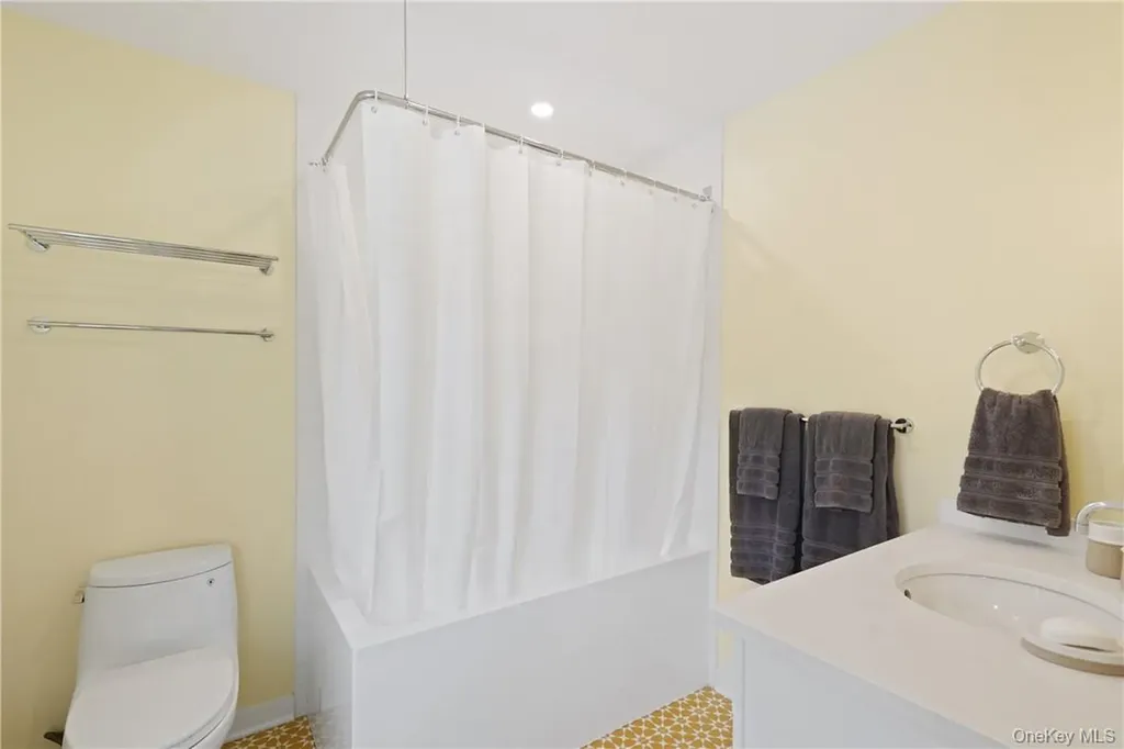 22 Waccabuc River Lane South Salem NY 10590