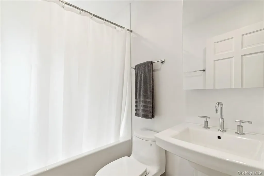 22 Waccabuc River Lane South Salem NY 10590
