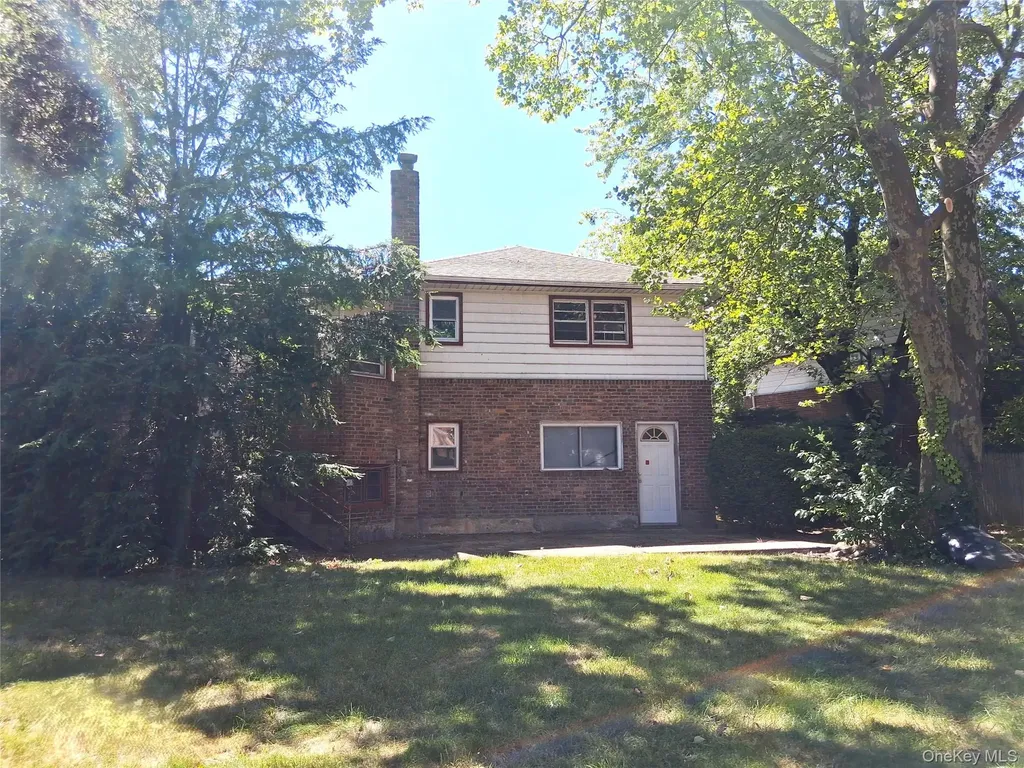 1036 Furth Road Valley Stream NY 11581