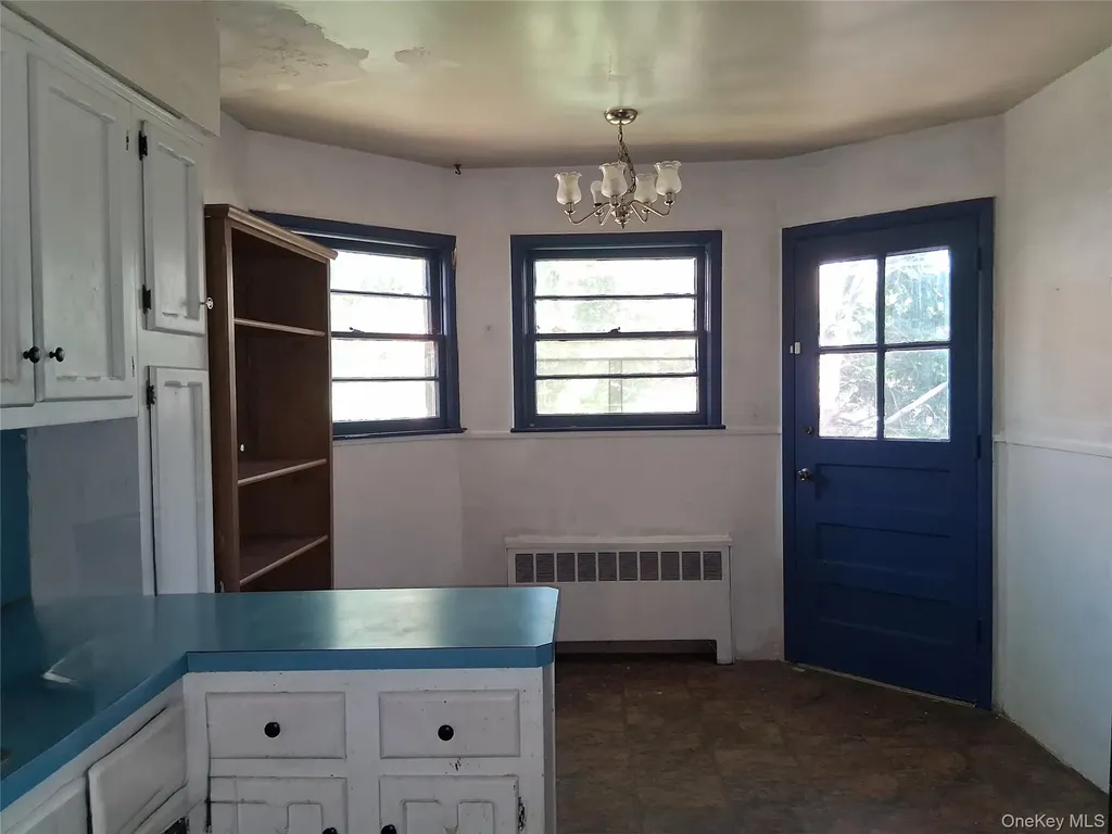1036 Furth Road Valley Stream NY 11581