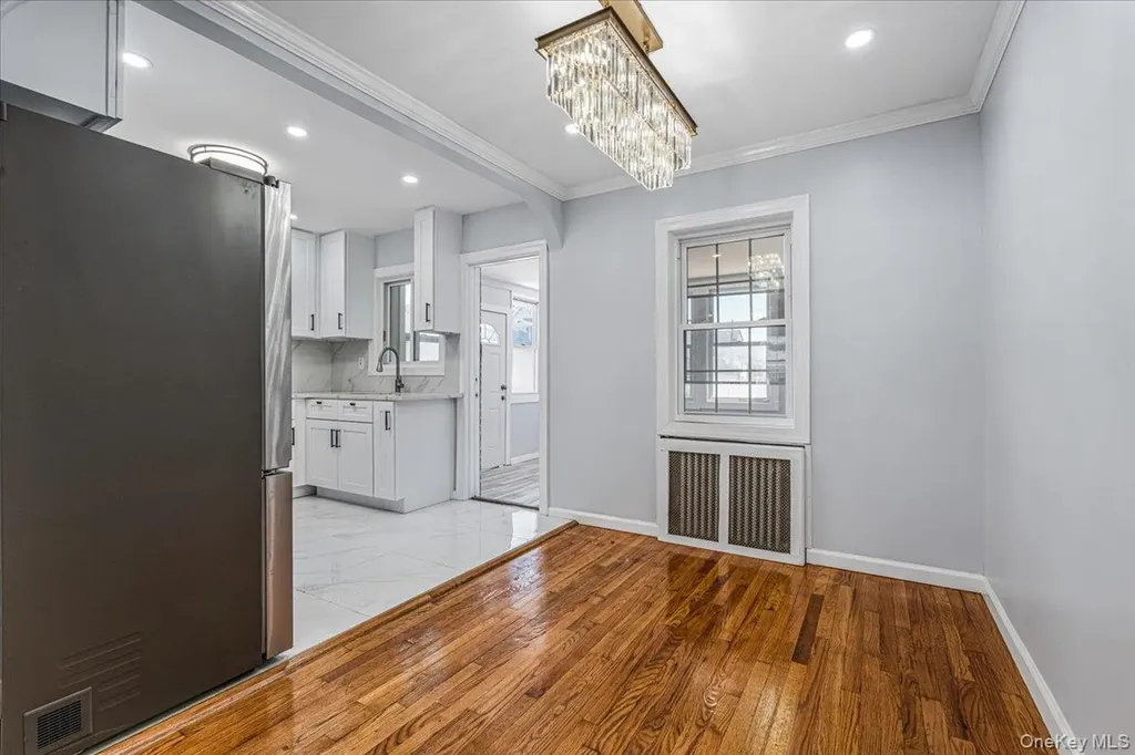 15 Astor Place Valley Stream NY 11581