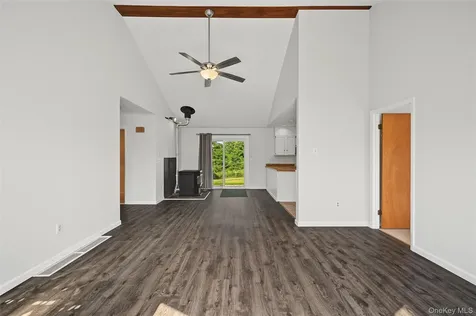 318 Cornwall Hill Road Patterson NY 12563