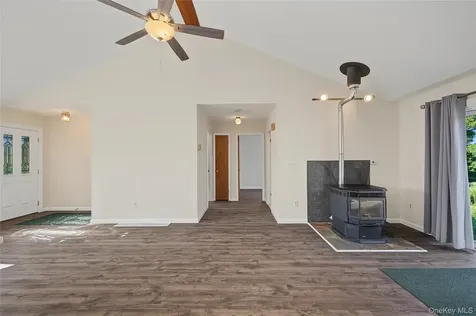 318 Cornwall Hill Road Patterson NY 12563