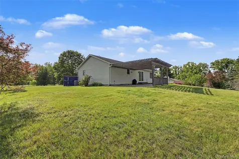 318 Cornwall Hill Road Patterson NY 12563