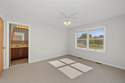 318 Cornwall Hill Road Patterson NY 12563