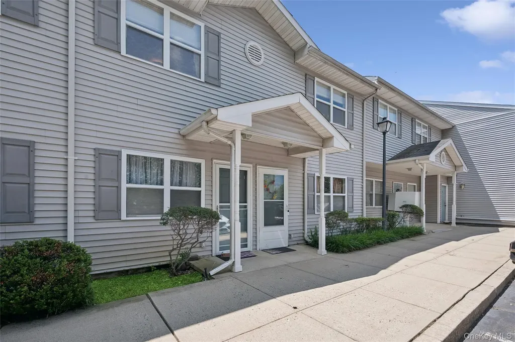 2295 Milburn Avenue Baldwin NY 11510