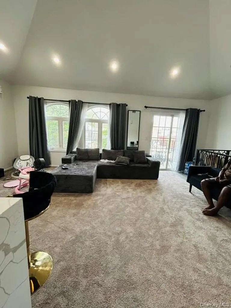 9444 214th Street Queens Village NY 11428