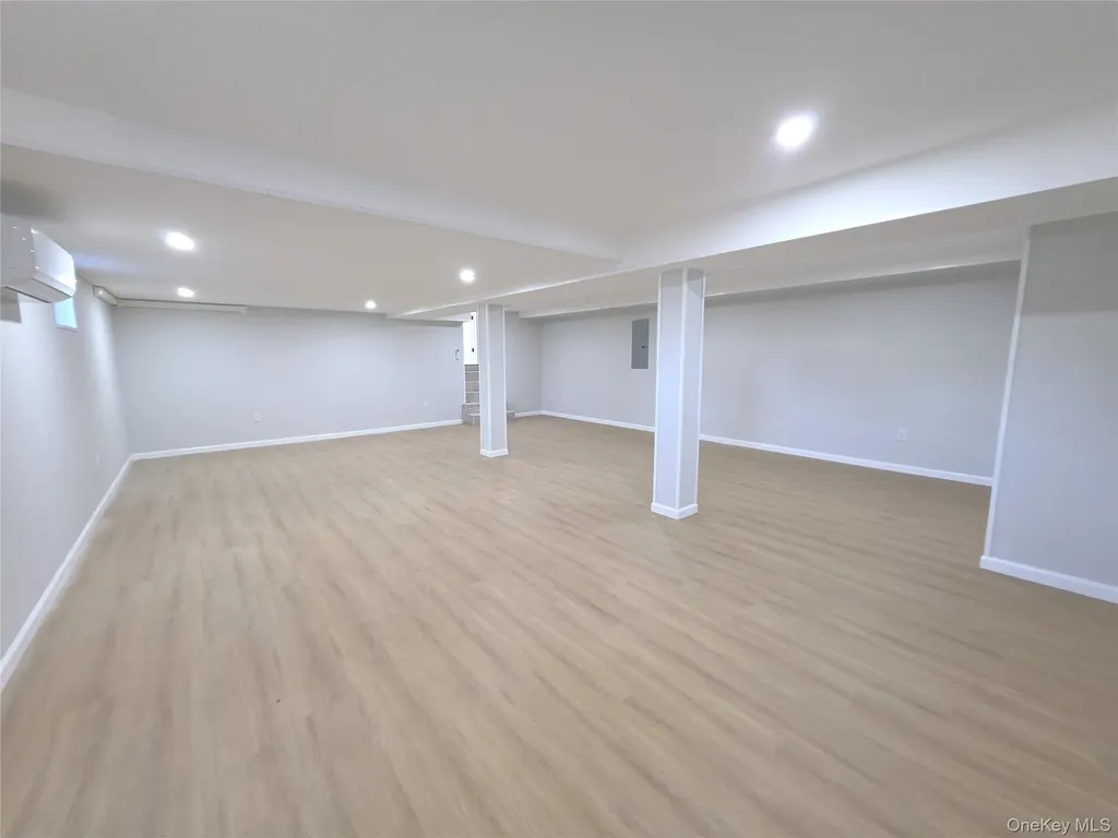 2488 Howard Road North Bellmore NY 11710