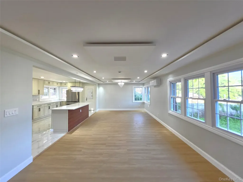 2488 Howard Road North Bellmore NY 11710