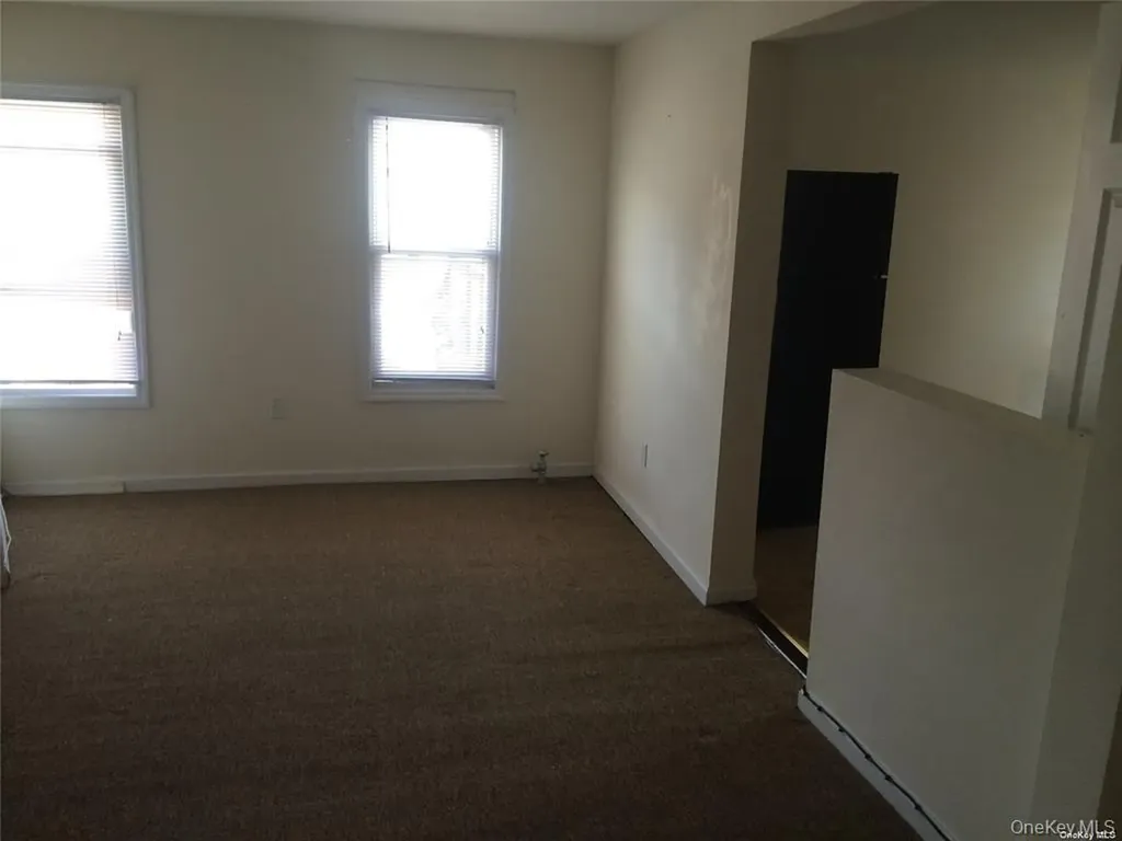 143-22 94th Avenue Briarwood NY 11435
