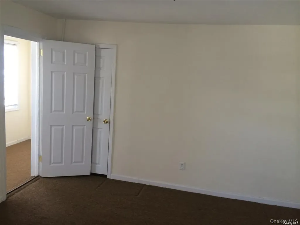 143-22 94th Avenue Briarwood NY 11435