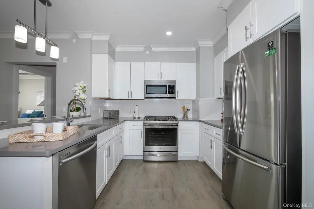 75 Circle Drive Central Islip NY 11722