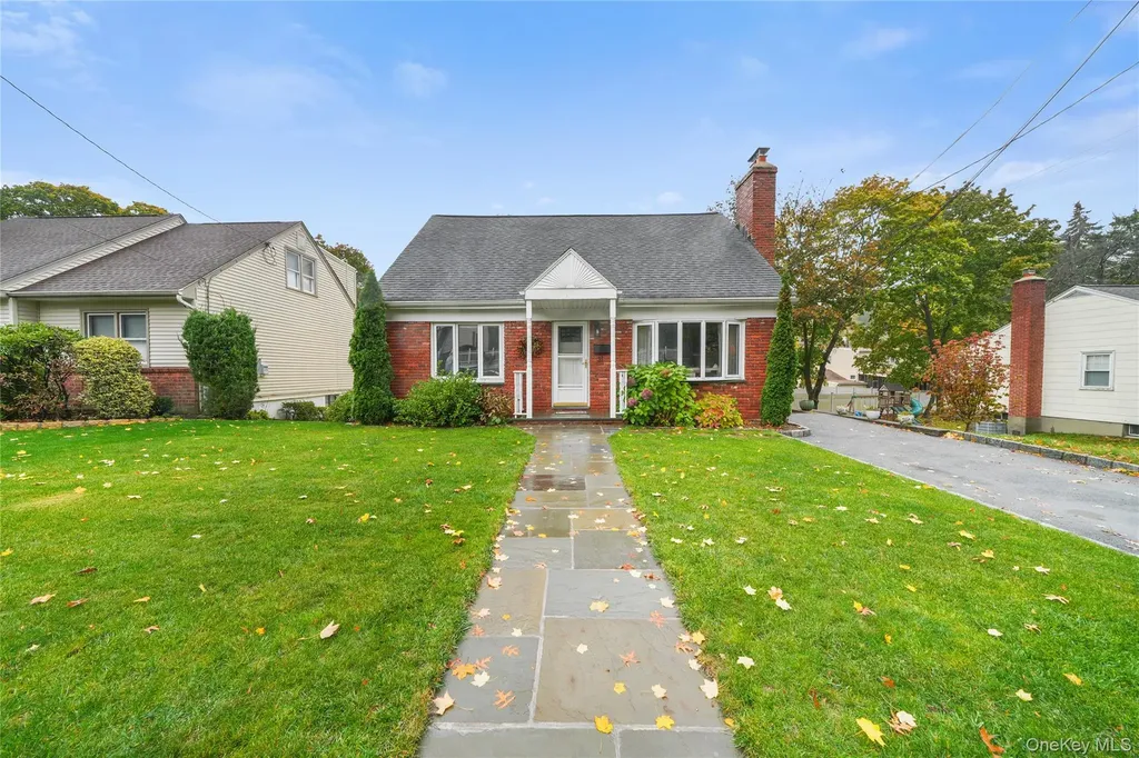 31 Blanchard Avenue Dobbs Ferry NY 10522