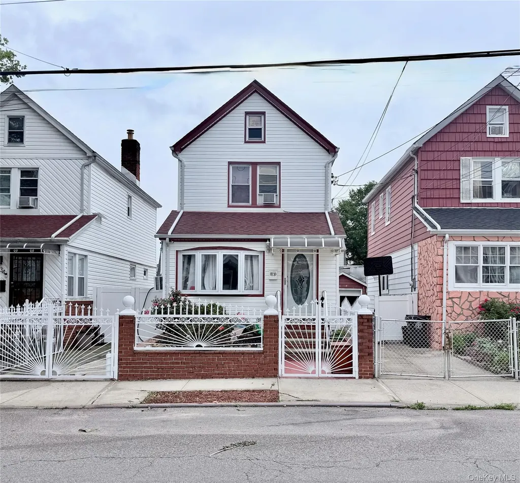 9230 212th Place Queens Village NY 11428