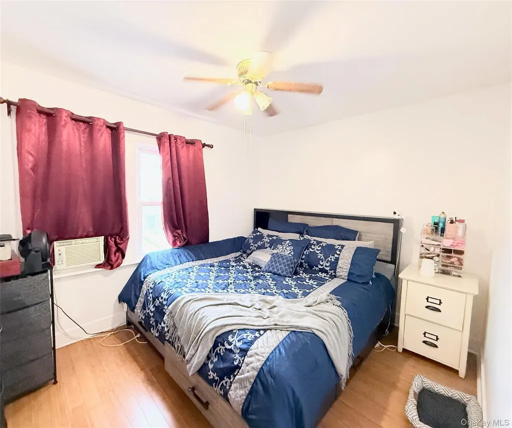 9230 212th Place Queens Village NY 11428