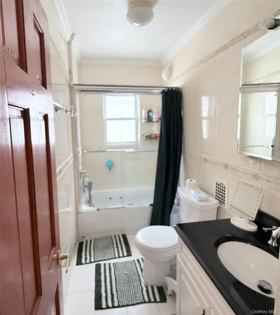 9230 212th Place Queens Village NY 11428