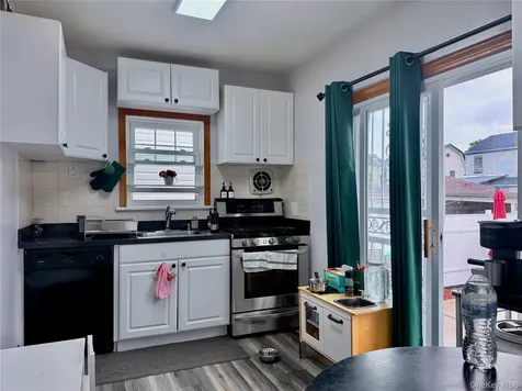 9230 212th Place Queens Village NY 11428
