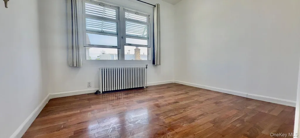 32-50 201st Street Bayside NY 11361