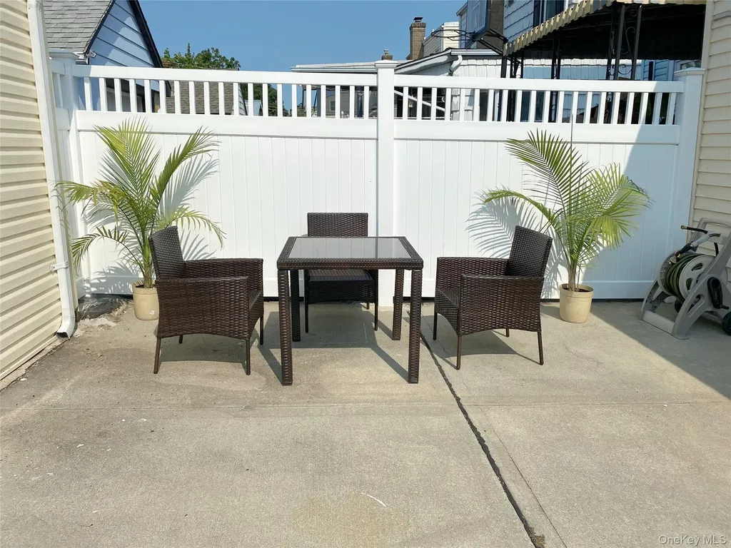 32-50 201st Street Bayside NY 11361