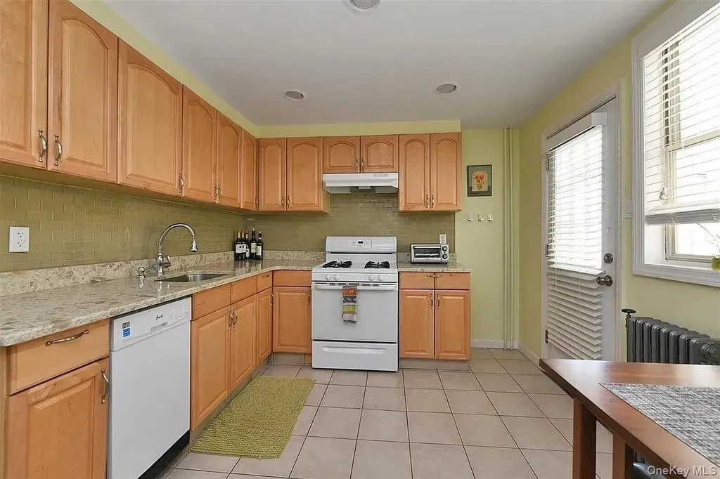 32-50 201st Street Bayside NY 11361