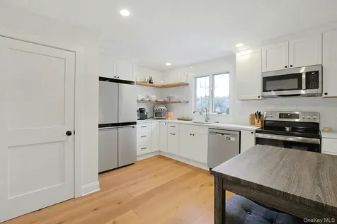 32 School Street Armonk NY 10504