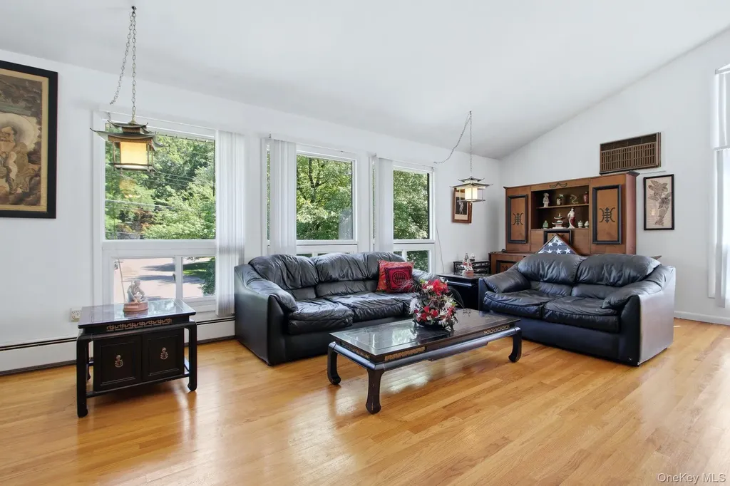 2289 Sultana Drive Yorktown Heights NY 10598