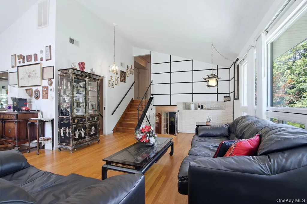 2289 Sultana Drive Yorktown Heights NY 10598