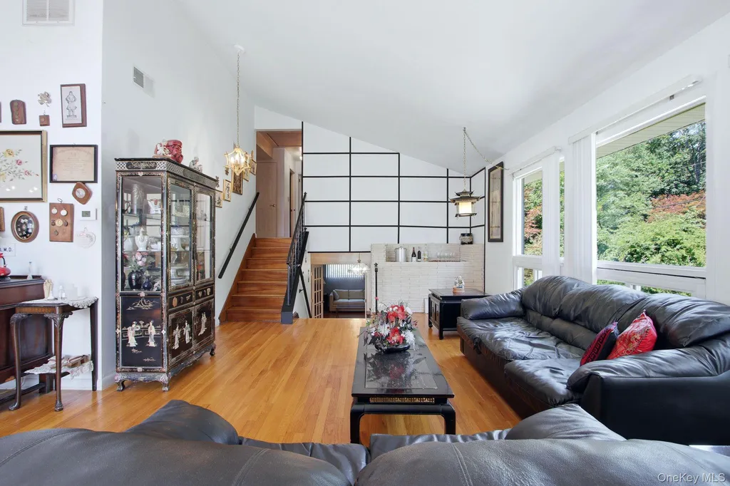 2289 Sultana Drive Yorktown Heights NY 10598