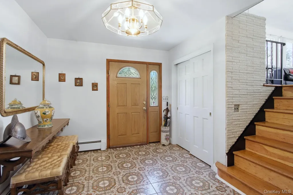 2289 Sultana Drive Yorktown Heights NY 10598