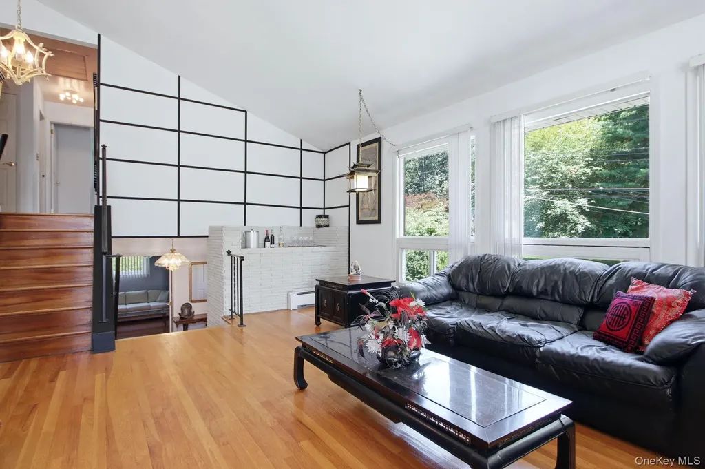2289 Sultana Drive Yorktown Heights NY 10598