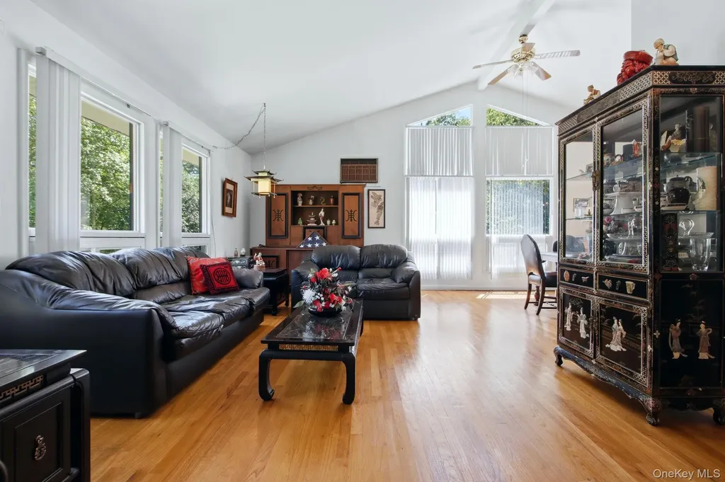 2289 Sultana Drive Yorktown Heights NY 10598