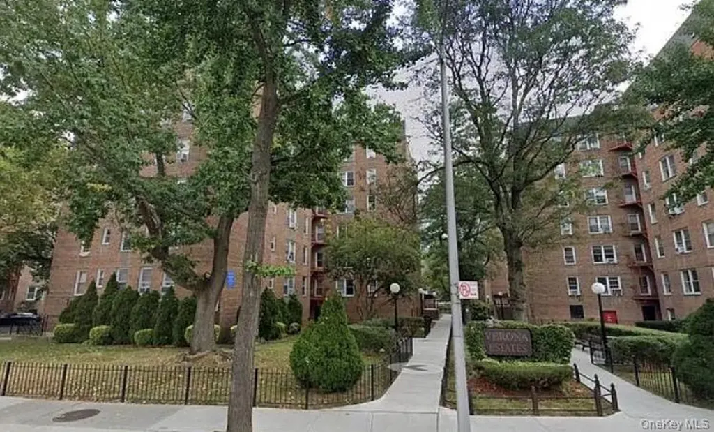 65-35 Yellowstone Boulevard Forest Hills NY 11375