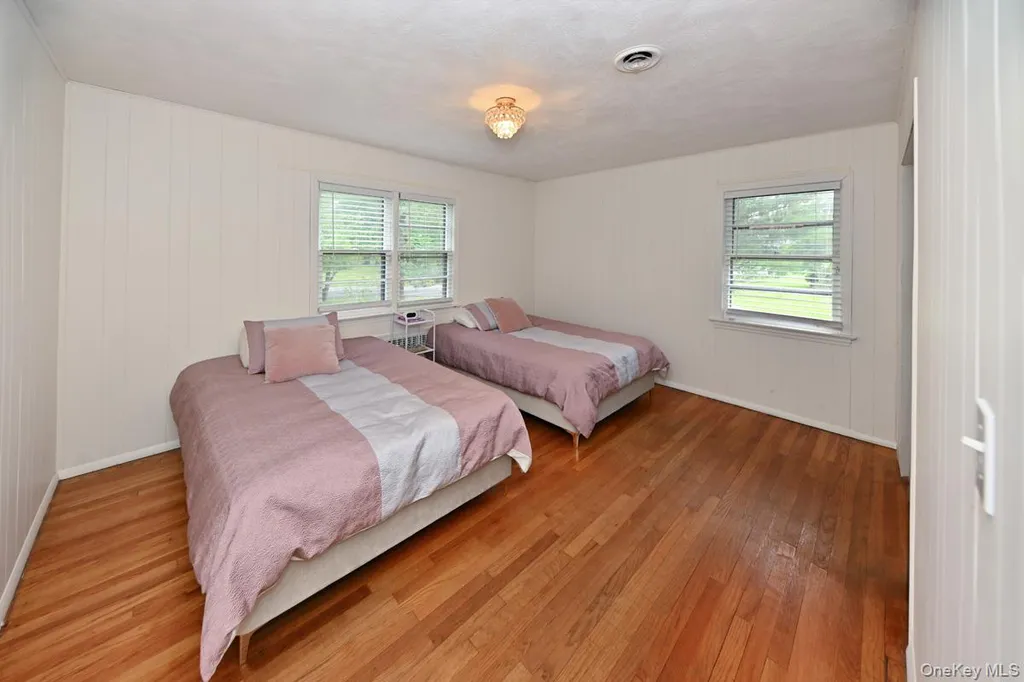 43 Sutin Place Spring Valley NY 10977