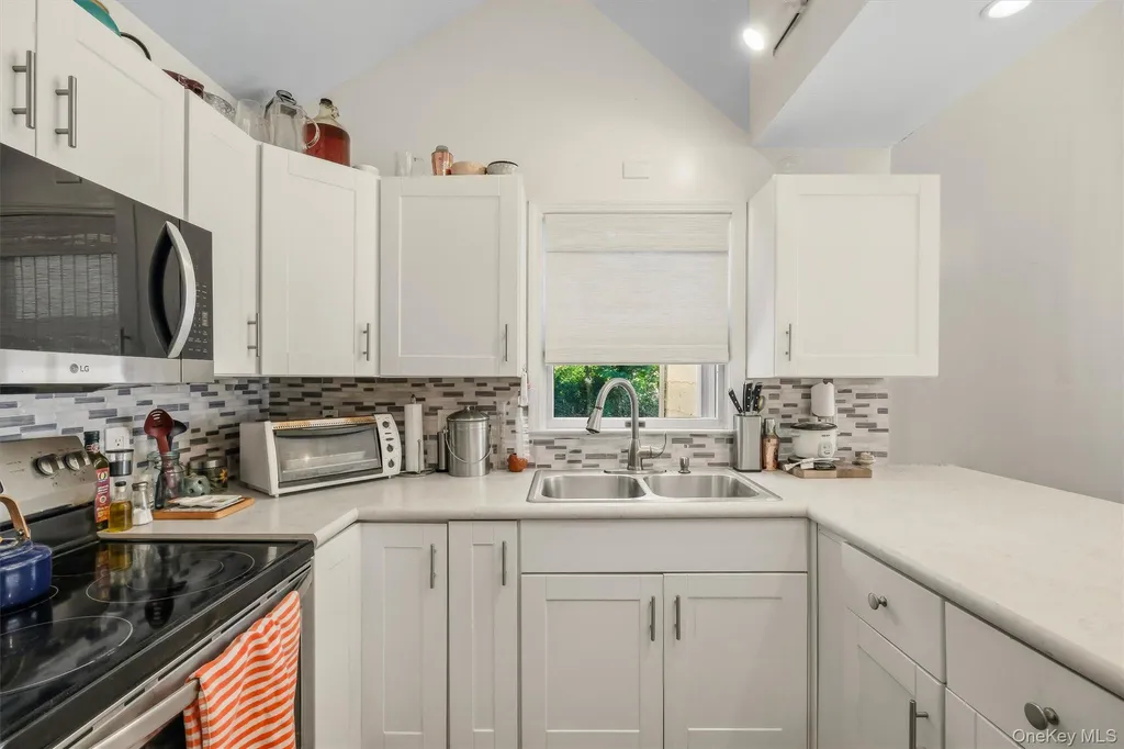 18 Winnebago Road Putnam Valley NY 10579