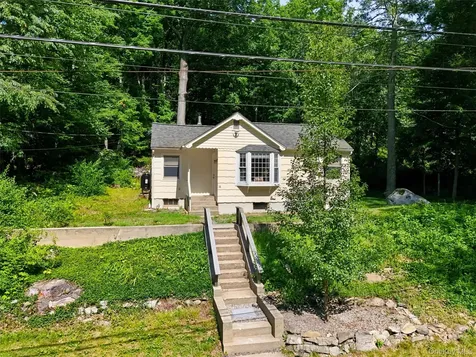 18 Winnebago Road Putnam Valley NY 10579