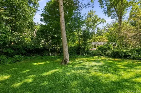 18 Winnebago Road Putnam Valley NY 10579