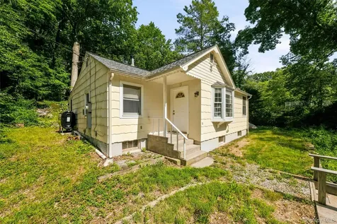 18 Winnebago Road Putnam Valley NY 10579