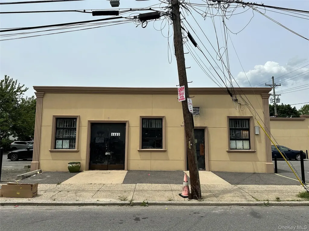 1483 Hempstead Turnpike Elmont NY 11003