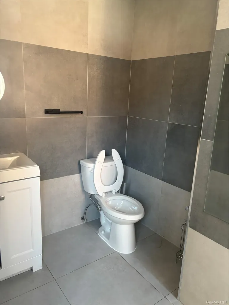 13619 41st Avenue Flushing NY 11355