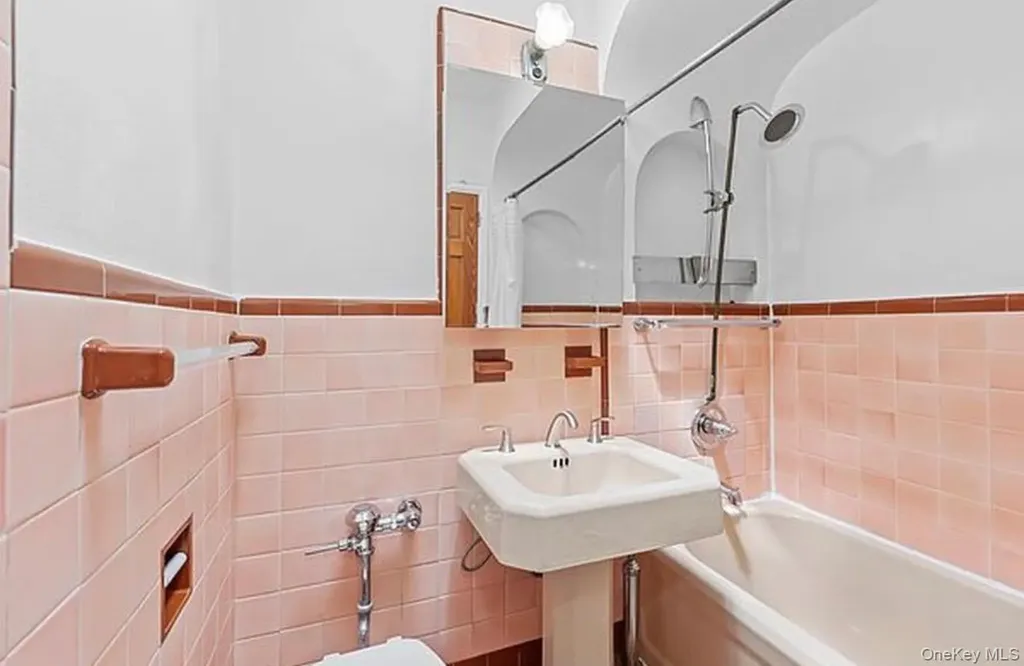 2428 84th Street East Elmhurst NY 11370