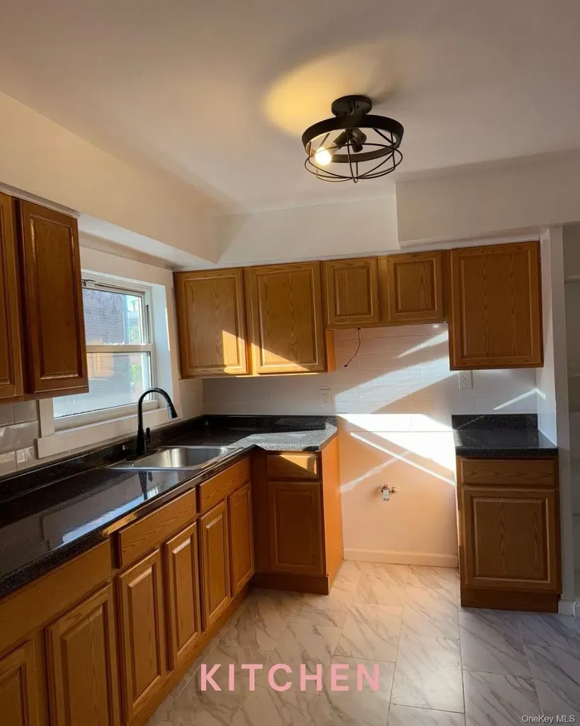 1253 E 72nd Street Brooklyn NY 11234