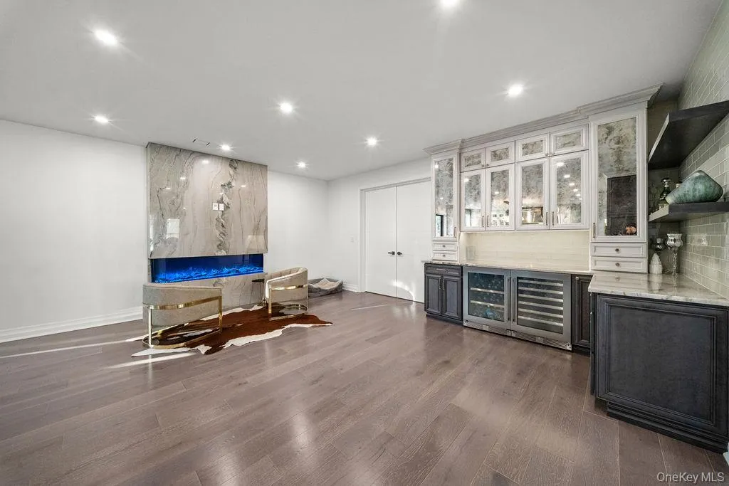 5 Nicolosi Drive Staten Island NY 10312