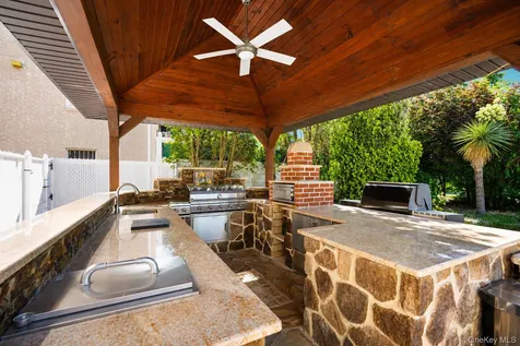 5 Nicolosi Drive Staten Island NY 10312
