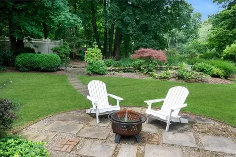 312 Quaker Road Chappaqua NY 10514