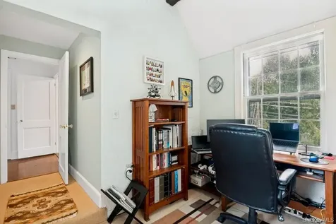 312 Quaker Road Chappaqua NY 10514