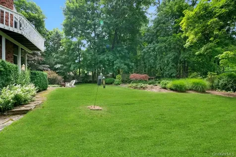312 Quaker Road Chappaqua NY 10514