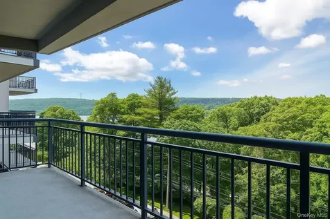 1020 Warburton Avenue Yonkers NY 10701